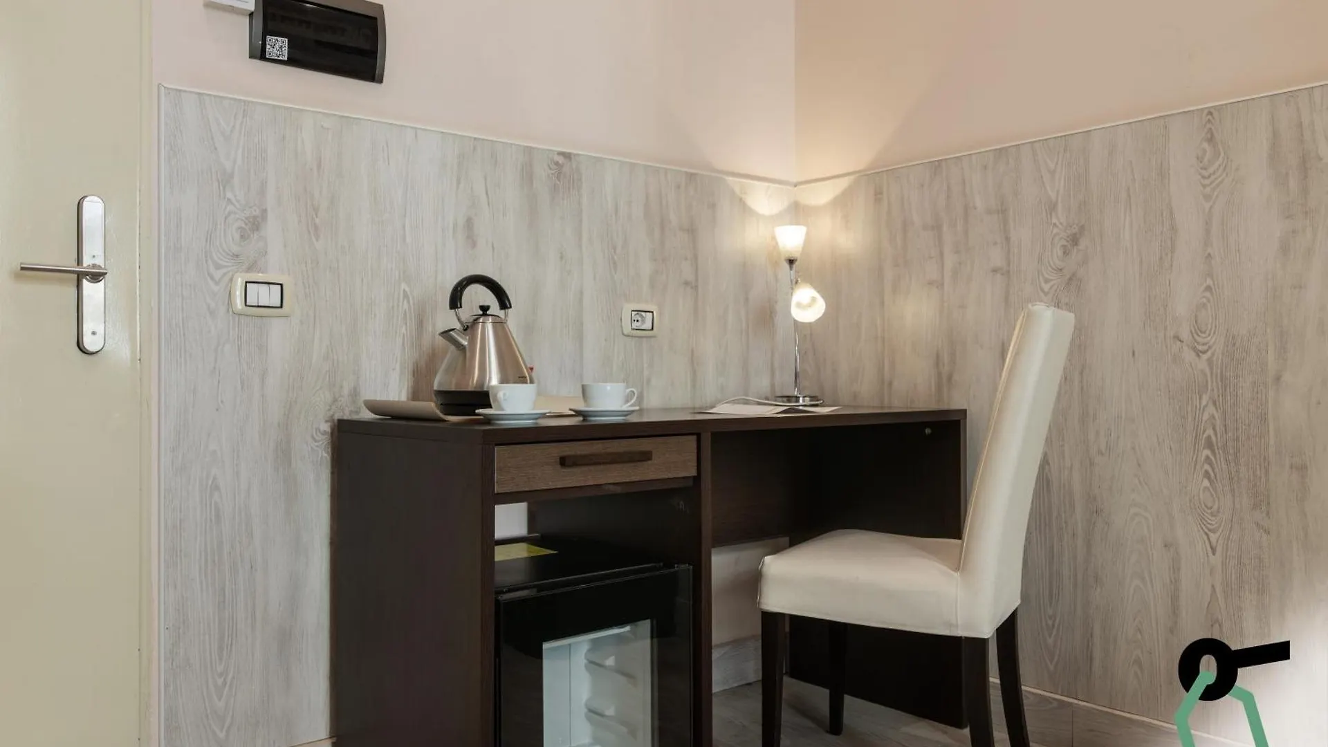 Hotiday Room Collection - Palermo Politeama 3*,